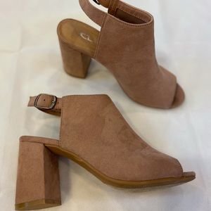 CL by Laundry Mauve Suede Thick Heel Shoes (7)